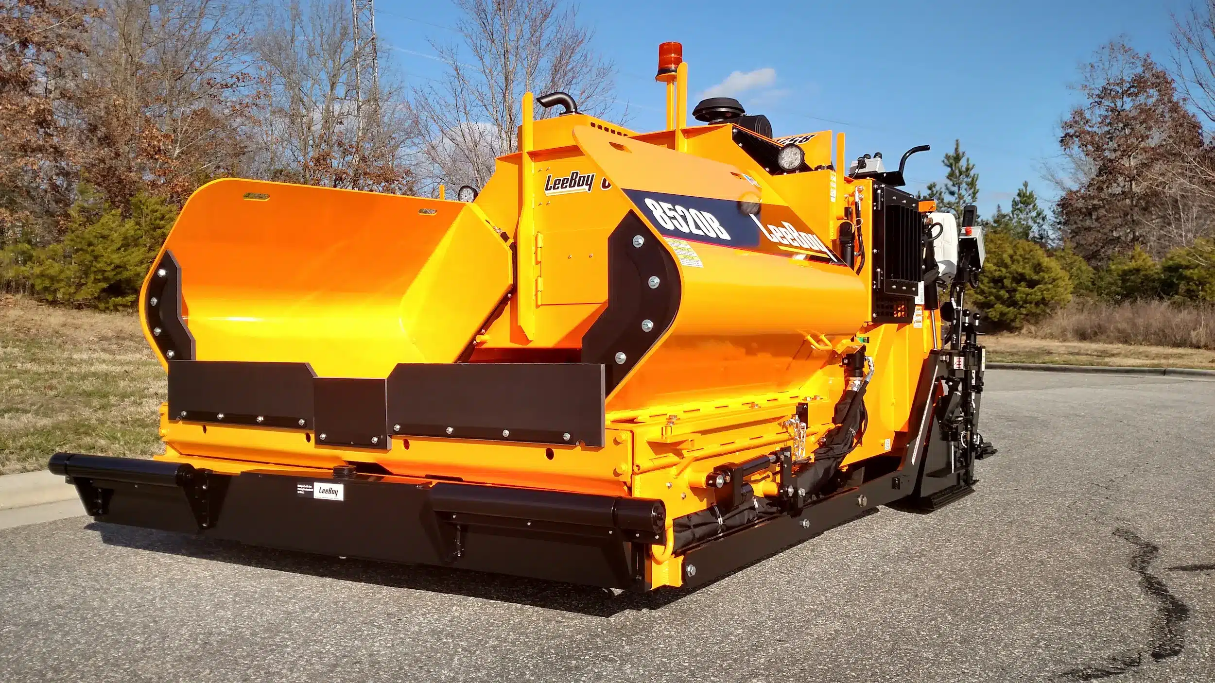 LeeBoy - Asphalt Paver 8520B