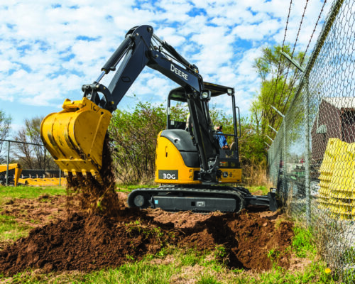 INTRODUCING THE JOHN DEERE 30G COMPACT EXCAVATOR