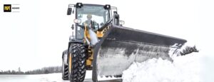 What Equipment is Best for Snow Removal? Wheel Loaders & Fleet Solutions