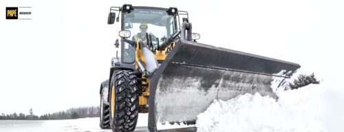 What Equipment is Best for Snow Removal? Wheel Loaders & Fleet Solutions