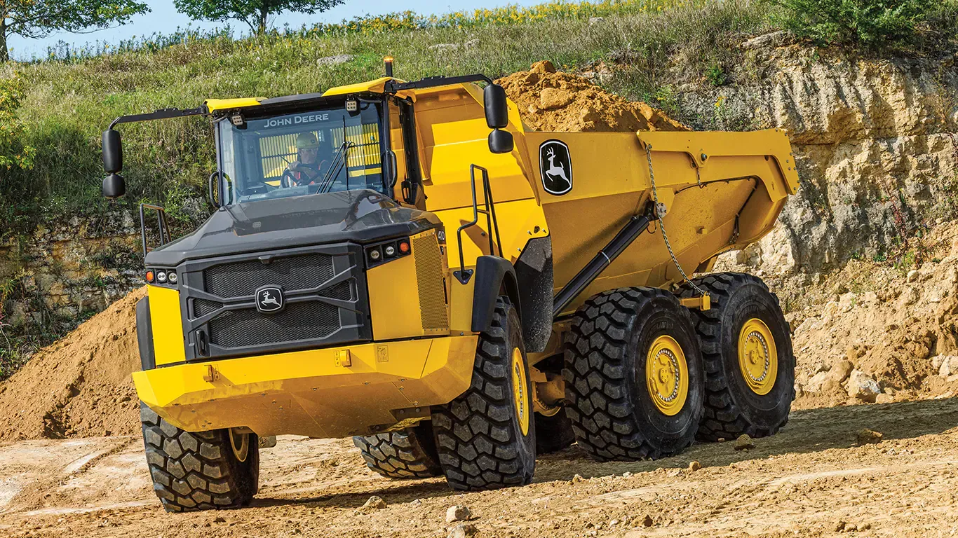 New JOHN DEERE 460 P-Tier Articulated Dump Truck at Papé Machinery Construction & Forestry Handling