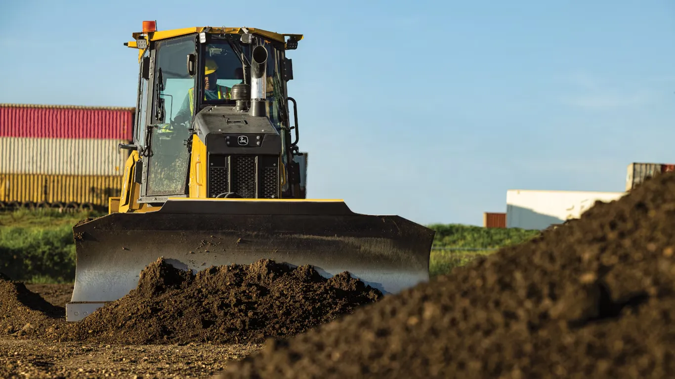 New JOHN DEERE 550 P-Tier Dozer at Papé Machinery Construction & Forestry Handling