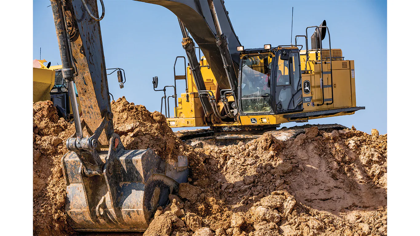 New JOHN DEERE 670 P-Tier Large Excavator at Papé Machinery Construction & Forestry Handling