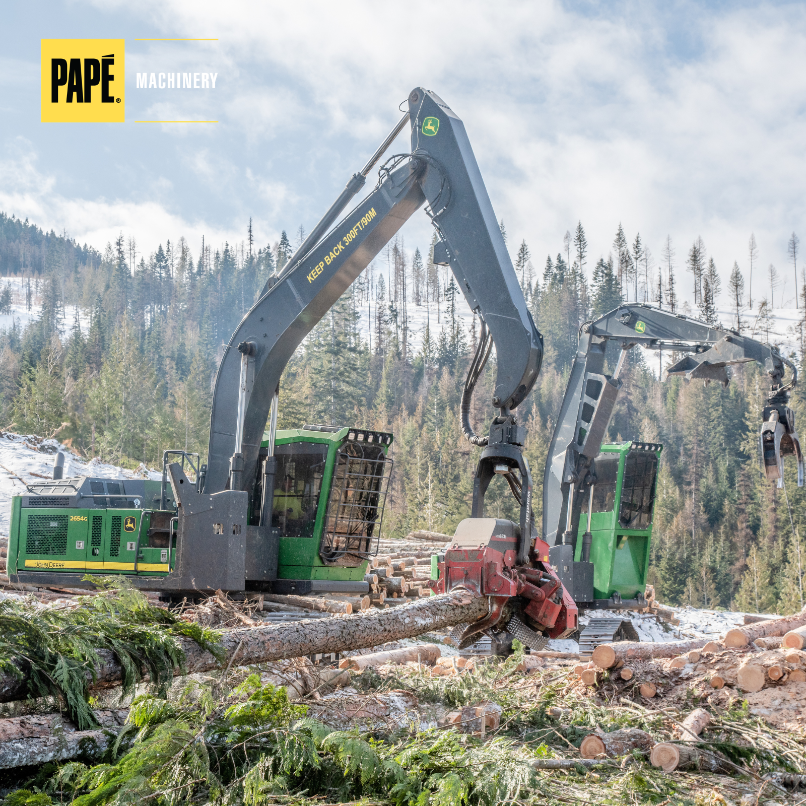 Papé Machinery Construction and Forestry machine operating in snowy winter conditions to maintain uptime in cold weather