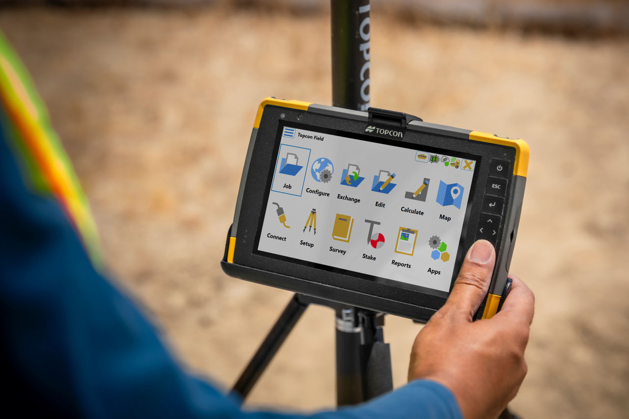 New TOPCON FC-6400 at Papé Machinery Construction & Forestry Handling